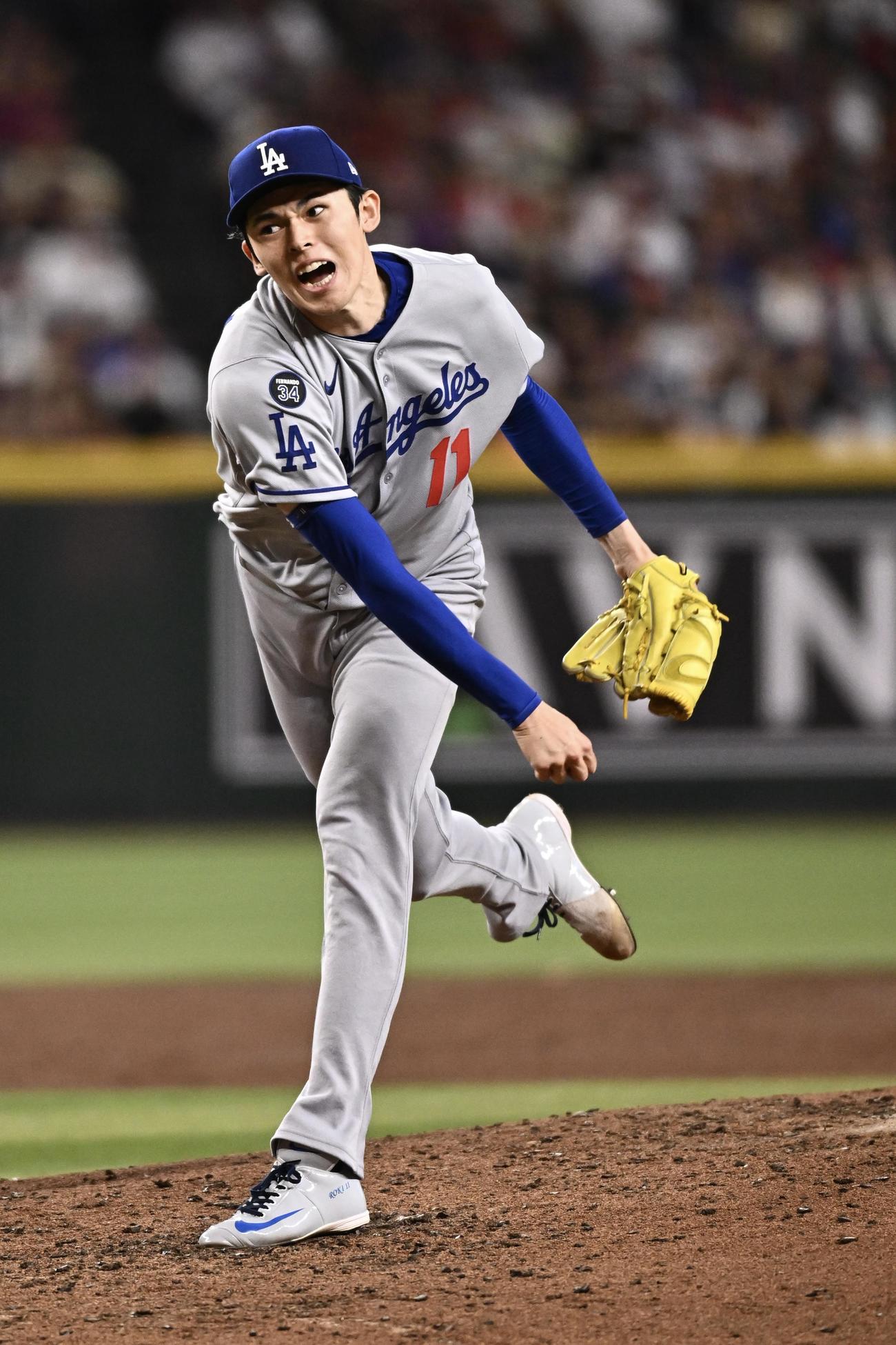 ダイヤモンドバックス対ドジャース　力投するドジャース先発の佐々木（撮影・滝沢徹郎）