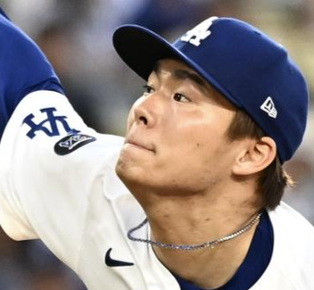 ドジャース対ダイヤモンドバックス　ドジャース先発の山本