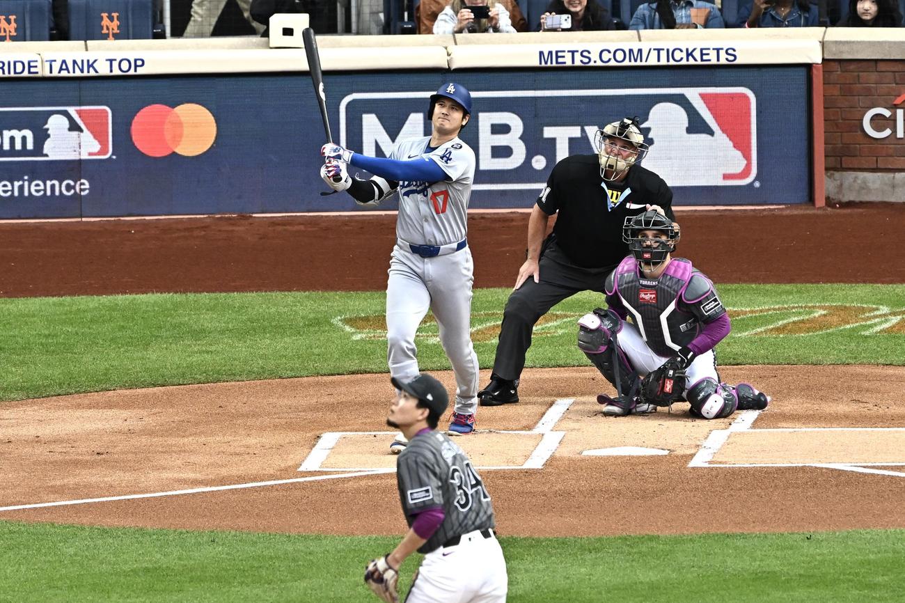 メッツ対ドジャース　1回表ドジャース無死、大谷は先制ソロ本塁打を放つ。投手千賀（撮影・滝沢徹郎）