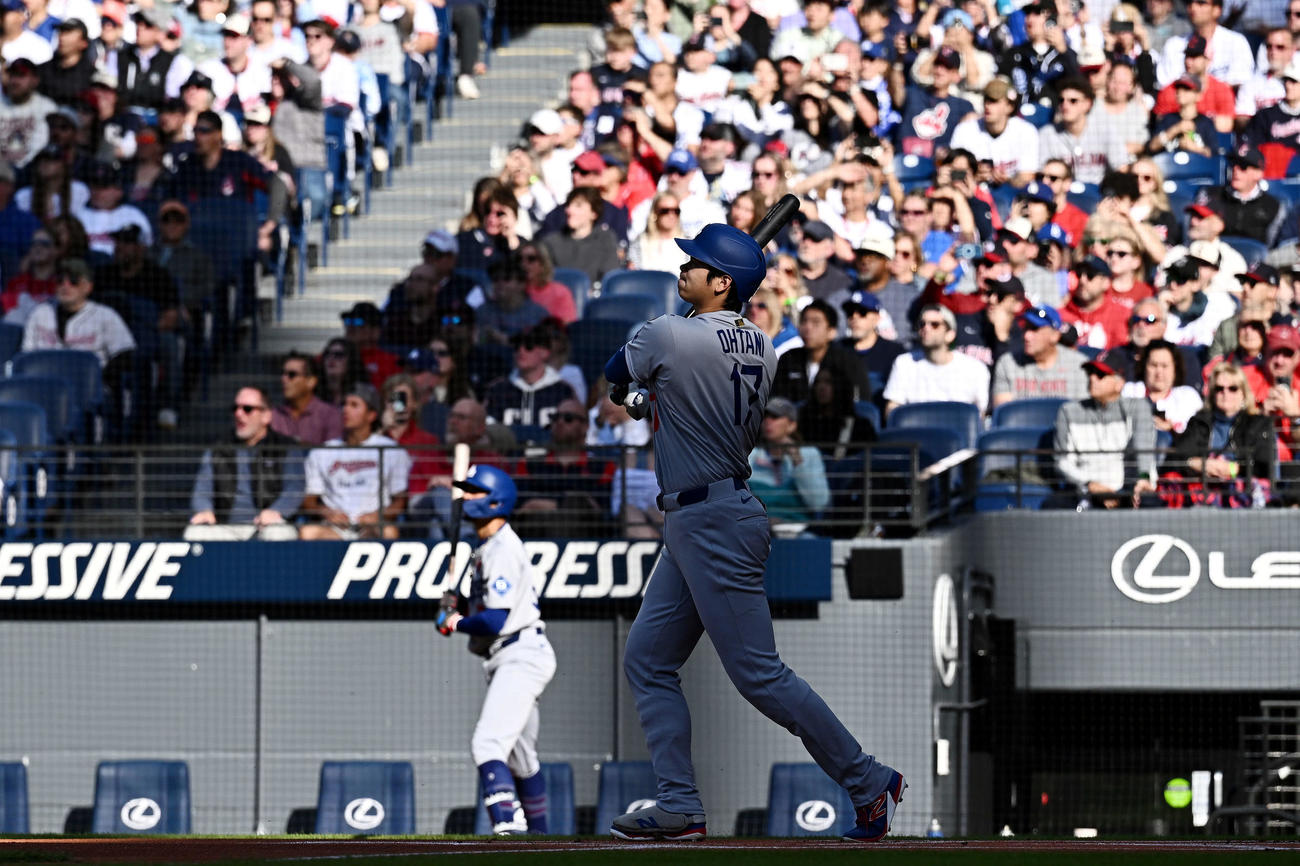 ガーディアンズ対ドジャース　1回表ドジャース無死、大谷は右越え先制ソロ本塁打を放つ（撮影・滝沢徹郎）