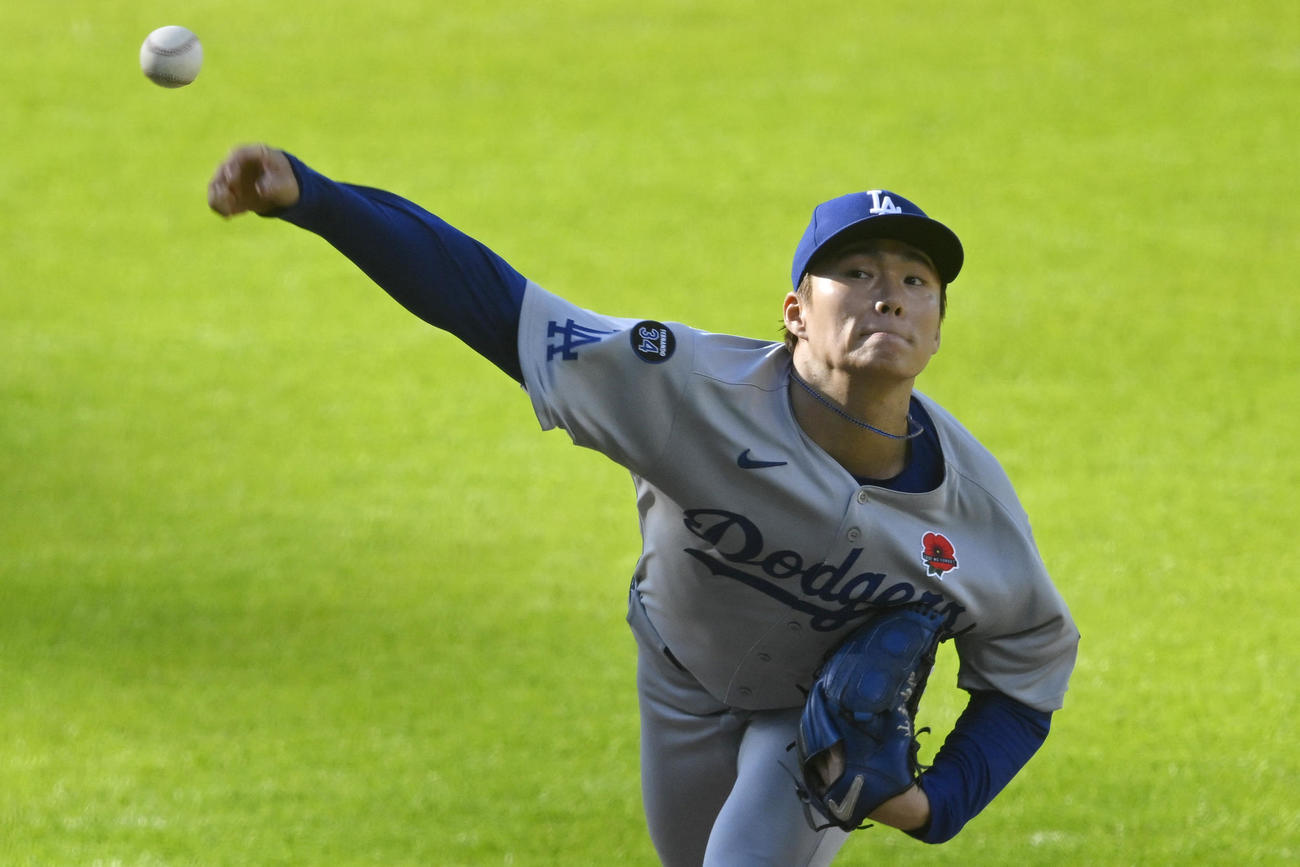 ガーディアンズ戦に先発したドジャース山本由伸（ロイター）