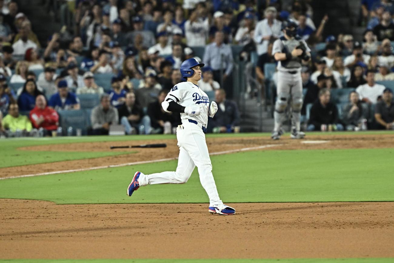 ドジャース対ヤンキース　7回裏ドジャース無死、大谷翔平は遊飛に倒れる（撮影・滝沢徹郎）