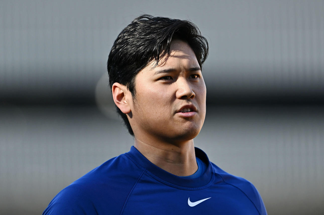 ドジャース対ヤンキース　試合前練習するドジャース大谷（撮影・滝沢徹郎）