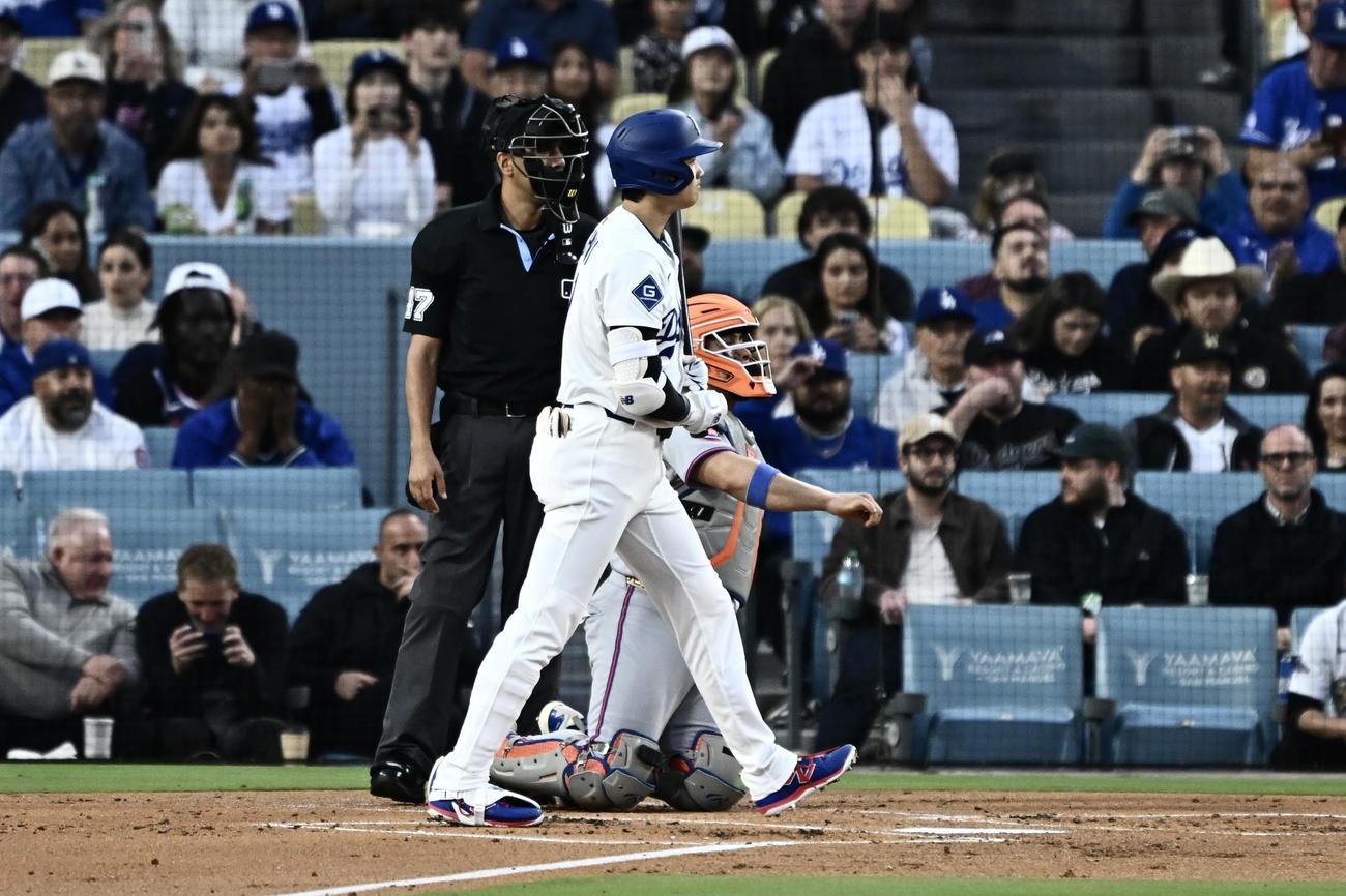ドジャース対メッツ　1回裏ドジャース無死、見逃し三振に倒れたドジャース大谷（撮影・滝沢徹郎）
