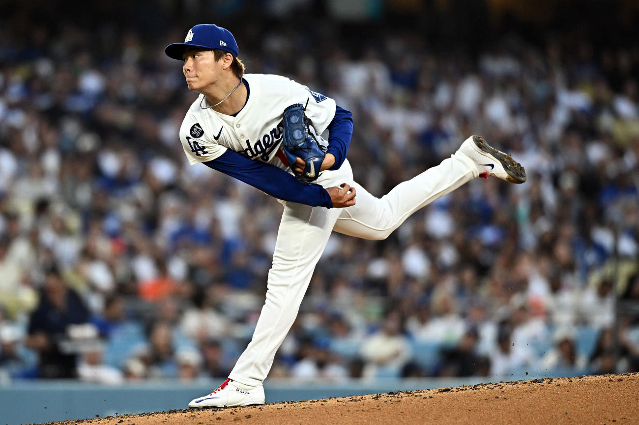 ドジャース対ジャイアンツ　ドジャース先発の山本（撮影・滝沢徹郎）
