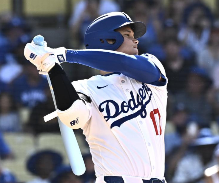 ドジャース対ジャイアンツ　1回裏ドジャース無死、大谷は右前打を放つ（撮影・滝沢徹郎）