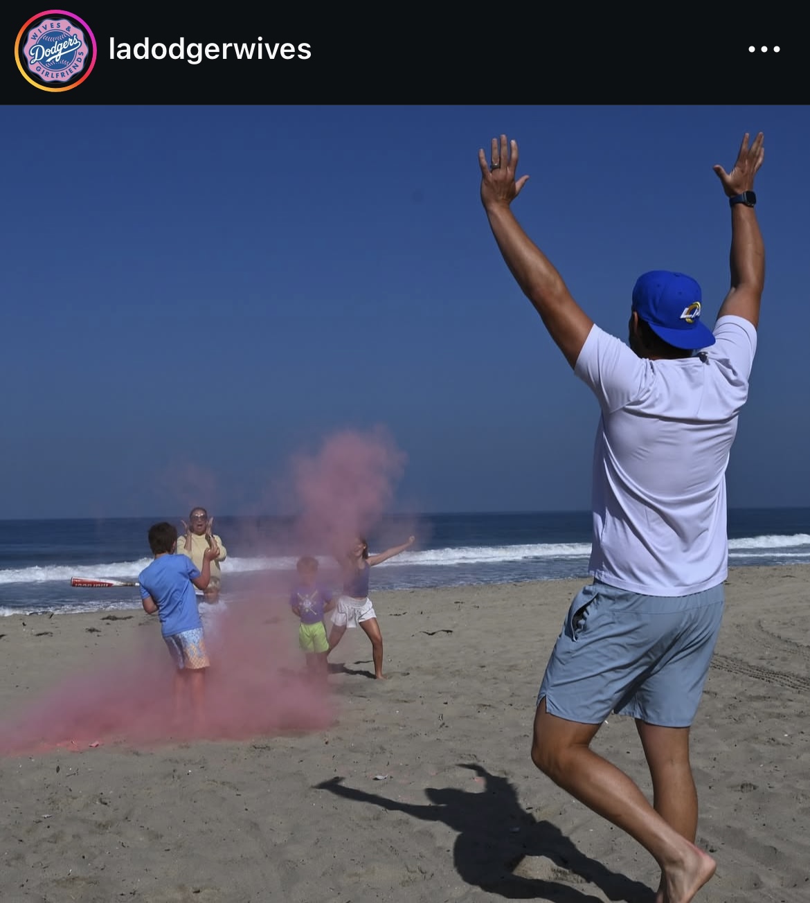 ドジャース夫人会のインスタグラムから
