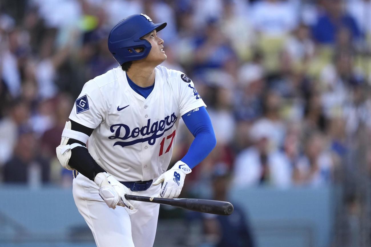 ドジャース大谷翔平はパドレス戦第1打席は大きなセンターフライ（AP)