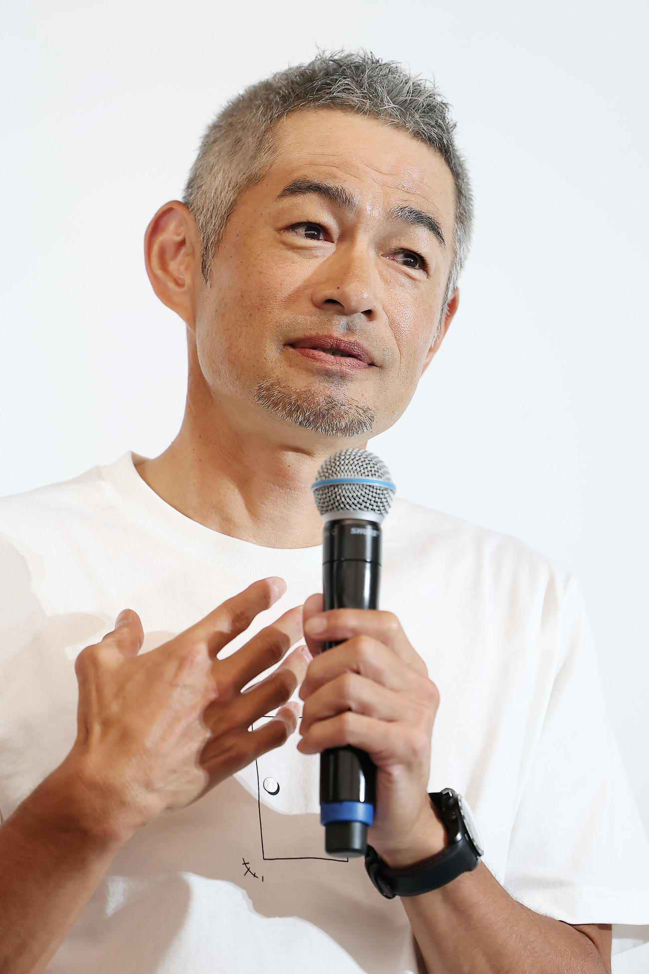 ユニクロの「PEACE FOR ALL」3周年記念トークセッション第2弾「好きなことを見つけて扉を開こう」で思いを語るイチロー氏（撮影・前田充）