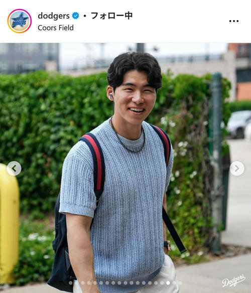 山本由伸、水色Tシャツ＆ブラックパーカーで球場入り「カッコイイ 