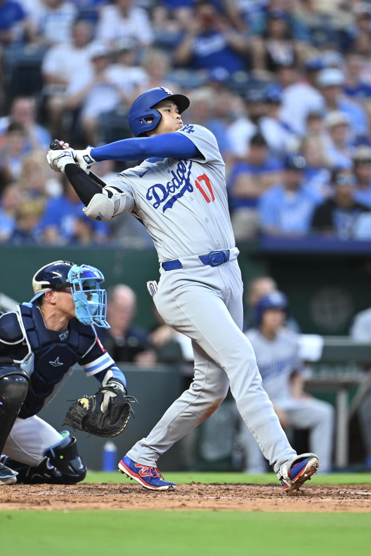 ロイヤルズ対ドジャース　5回表ドジャース無死一塁、大谷は適時三塁打を放つ（撮影・滝沢徹郎）