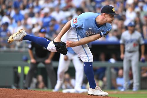 ロイヤルズ対ドジャース　ロイヤルズ先発のクリス・バビク（撮影・滝沢徹郎）