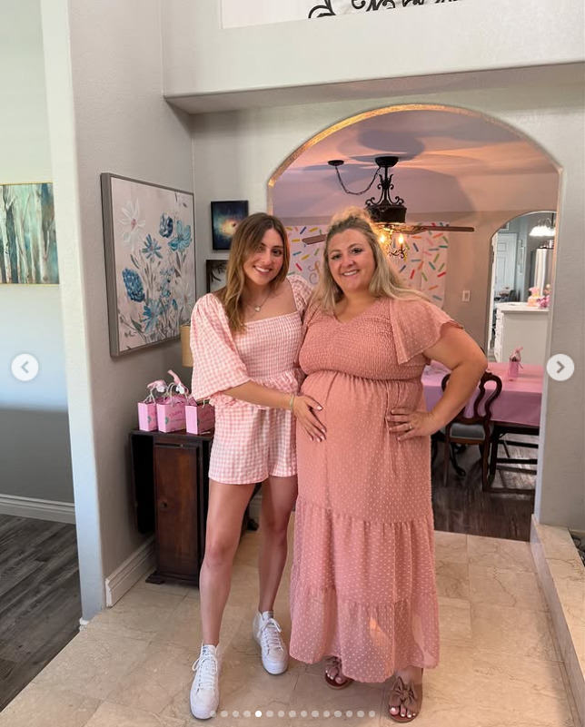 メイの妻ミリー夫人のインスタグラムから