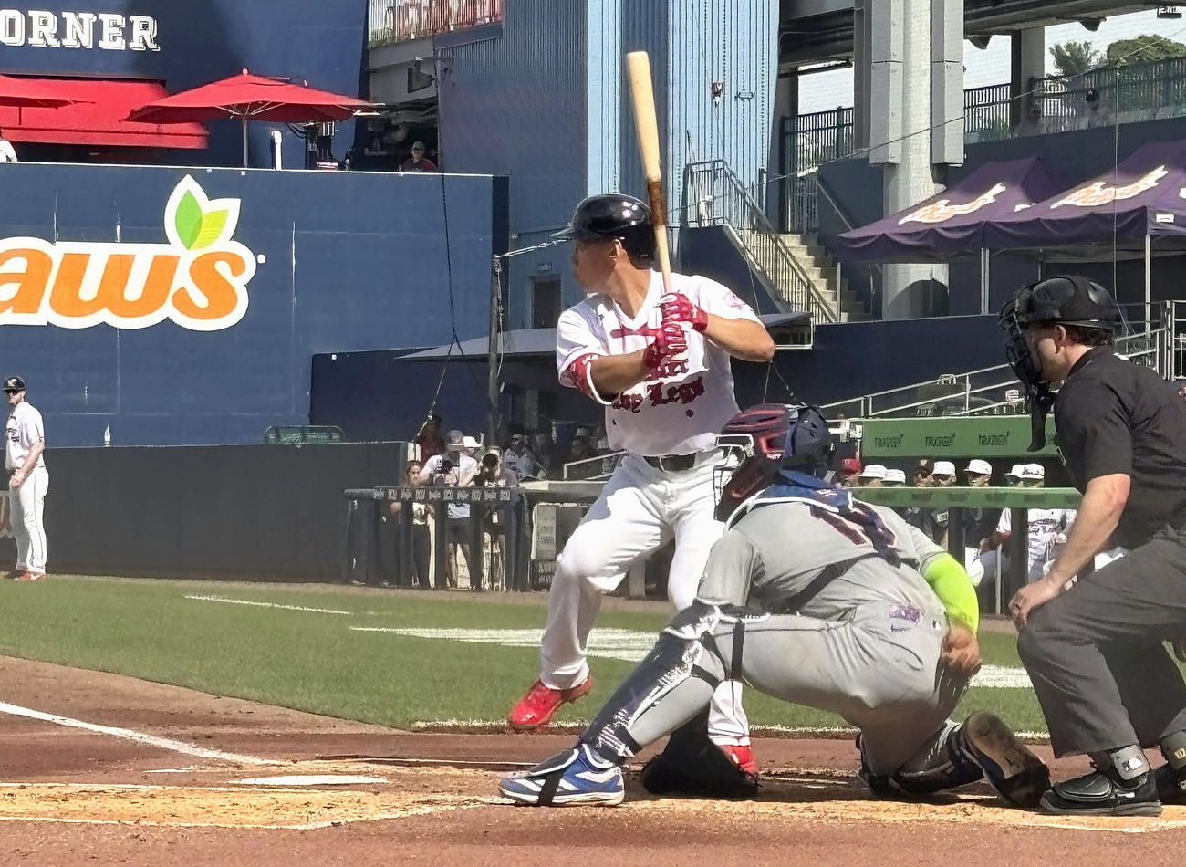 傘下マイナー3Aウースターの一員として打席に立つレッドソックス吉田（共同）