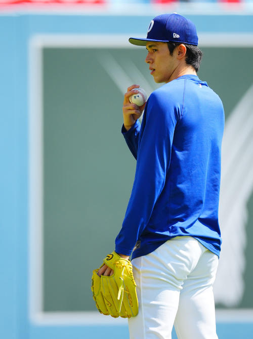 ドジャース対ブルージェイズ　試合前投球練習に臨むドジャース佐々木（撮影・垰建太）
