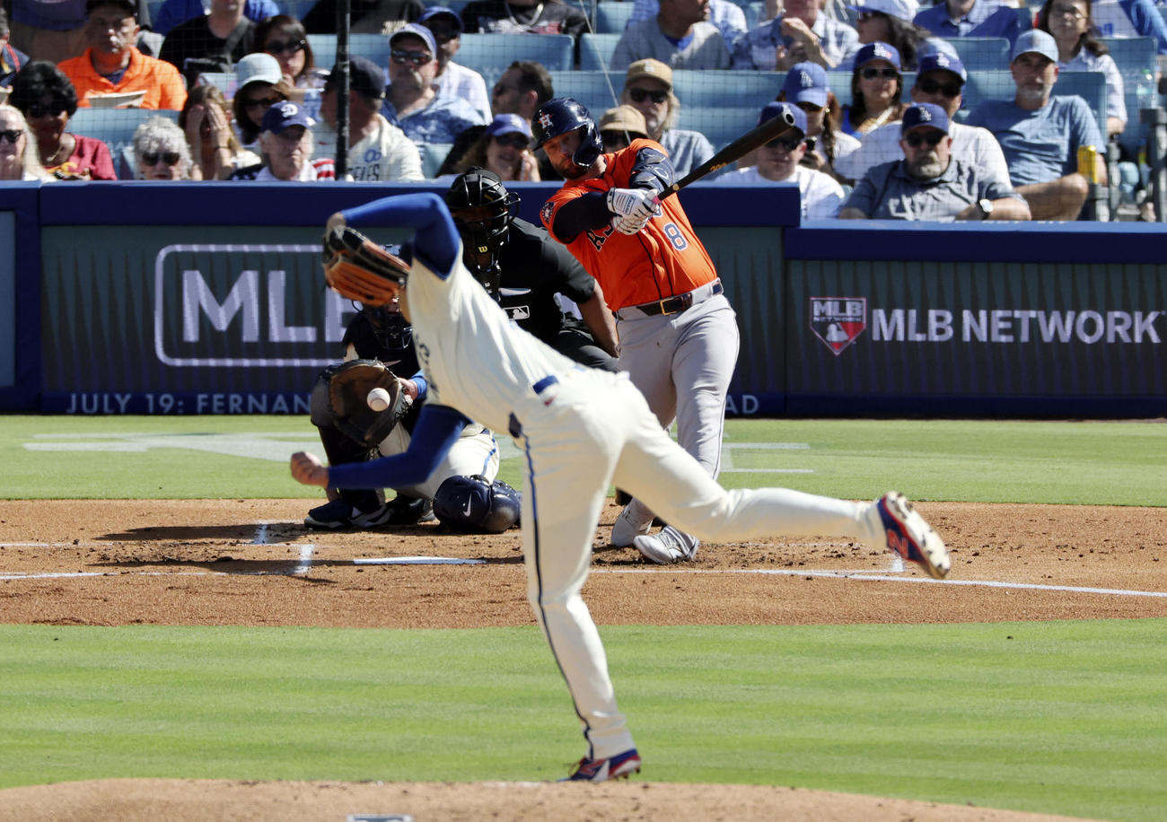 アストロズ戦の2回、ウォーカーを空振り三振に仕留めたドジャース・大谷＝ロサンゼルス（共同）