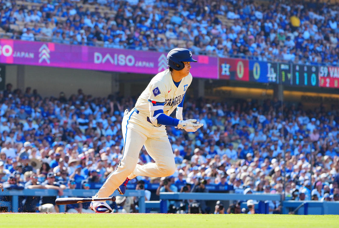 ドジャース対アストロズ　1回裏ドジャース無死、一ゴロに倒れる大谷（撮影・垰建太）