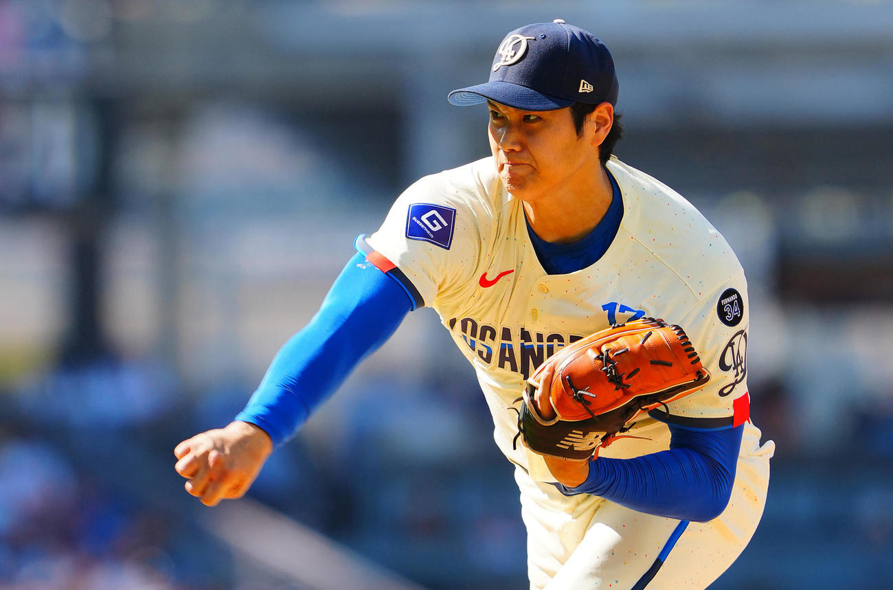 ドジャース対アストロズ　力投するドジャース先発の大谷（撮影・垰建太）