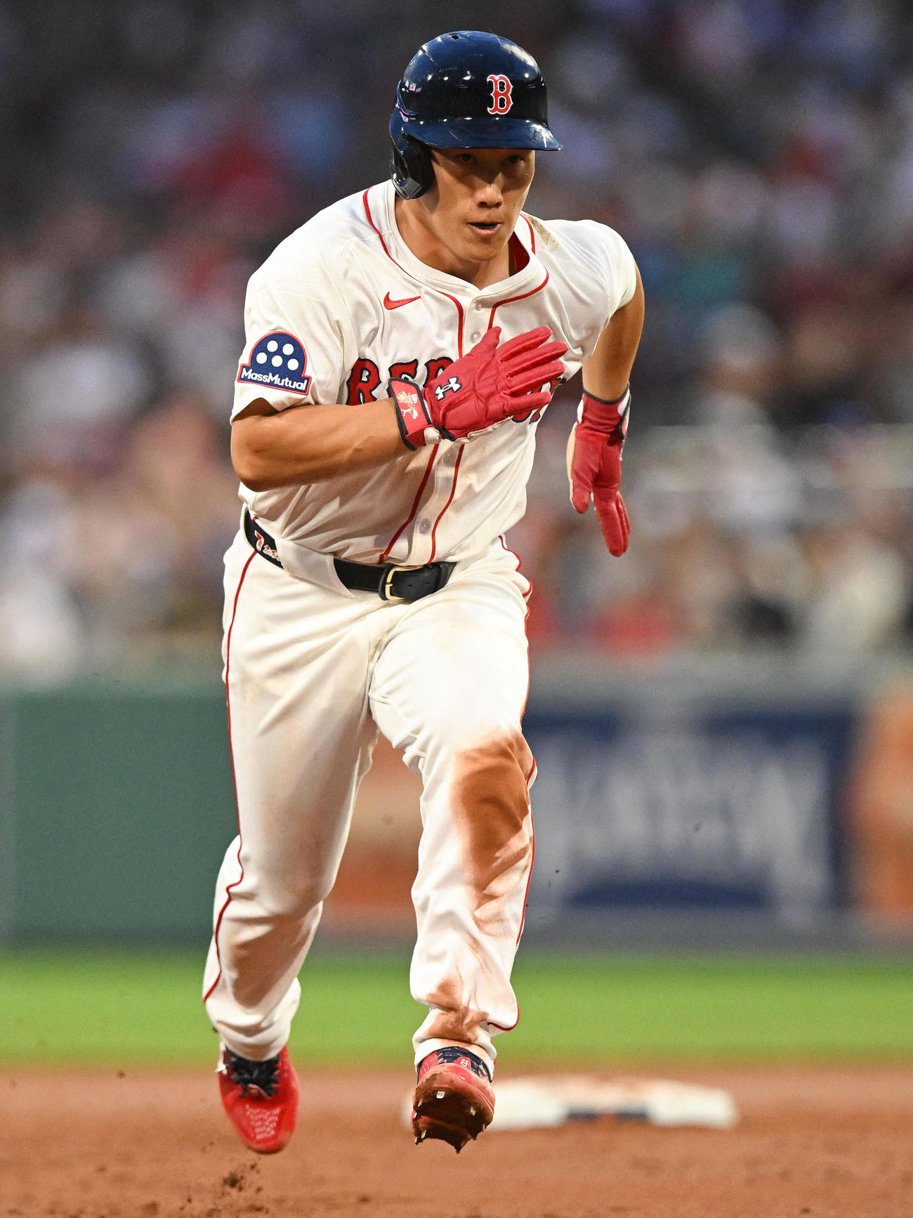 ４回に三塁へ走るレッドソックス吉田正尚（Brian Fluharty－Imagn Images＝ロイター）