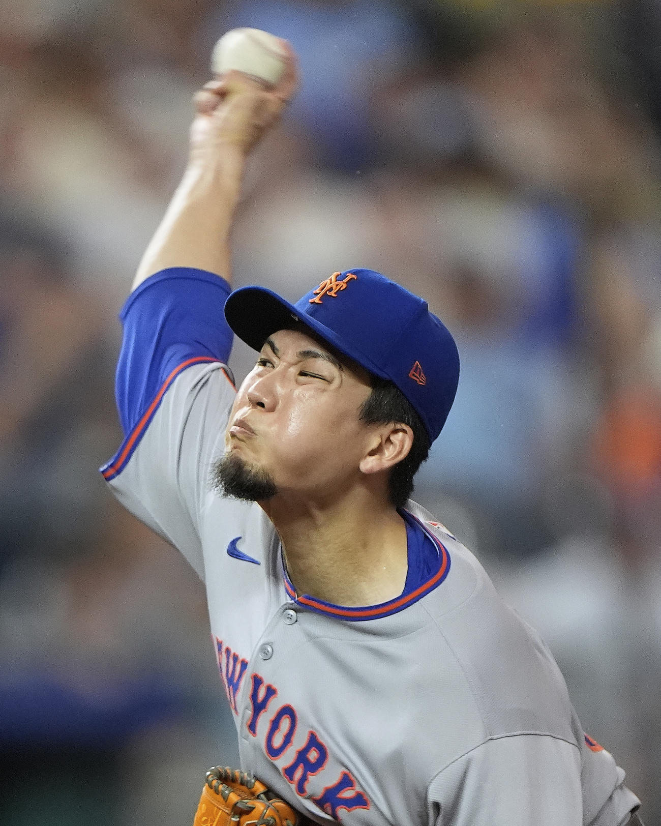 ロイヤルズ戦で力投するメッツ千賀滉大（AP）