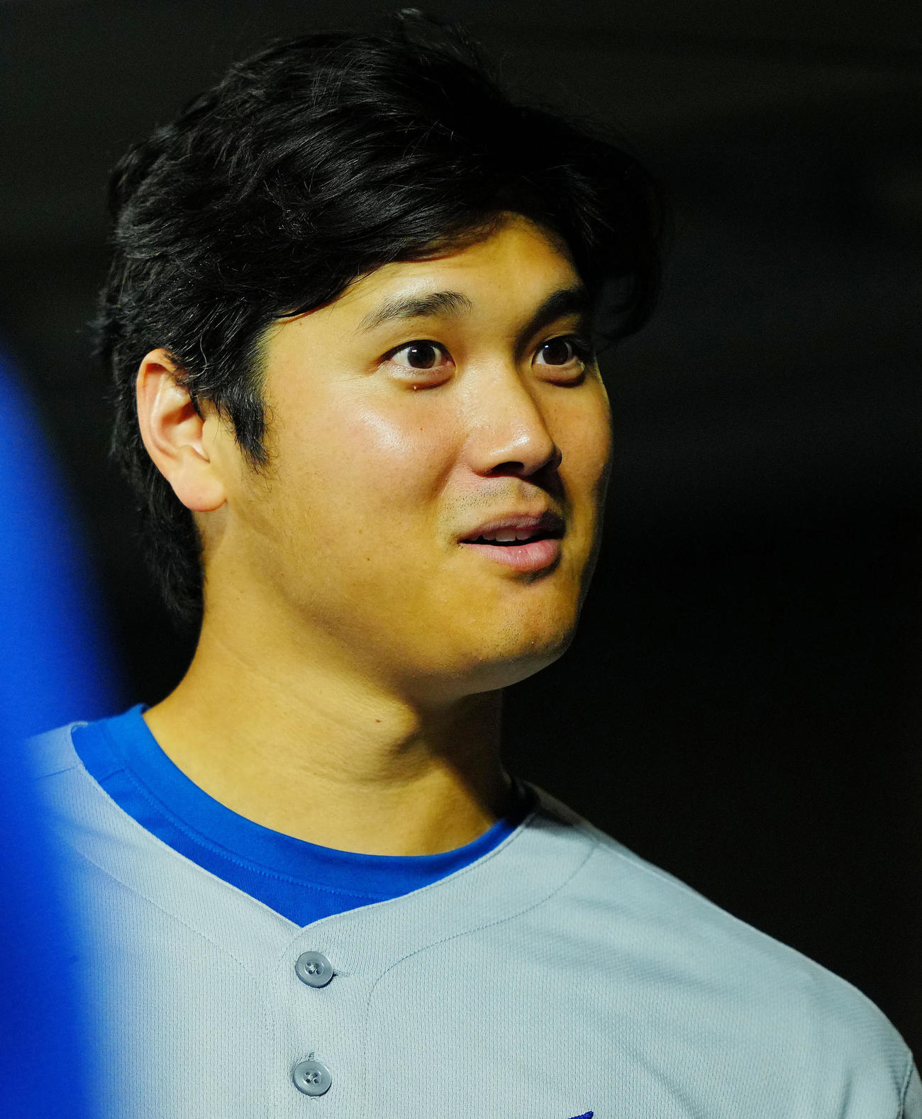 ジャイアンツ対ドジャース　笑顔を見せるドジャース大谷（撮影・垰建太）