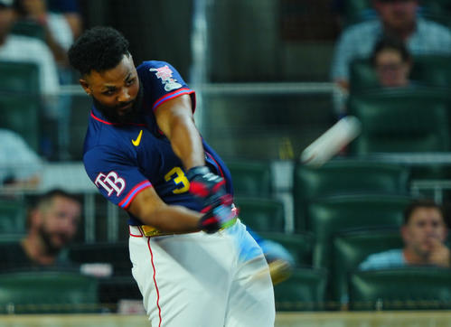 MLBホームランダービー　ホームランダービーの準決勝に臨むカミネロ（撮影・垰建太）