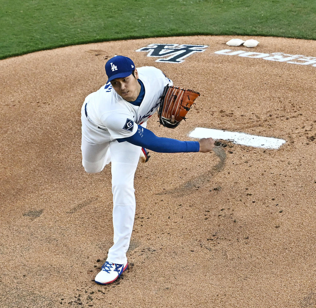 6月17日、二刀流に復帰し先発で登板するドジャース大谷翔平
