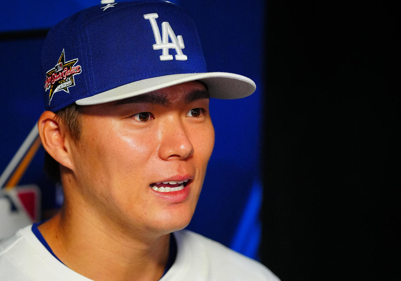 MLBオールスター前日会見に臨むドジャース山本（撮影・垰建太）