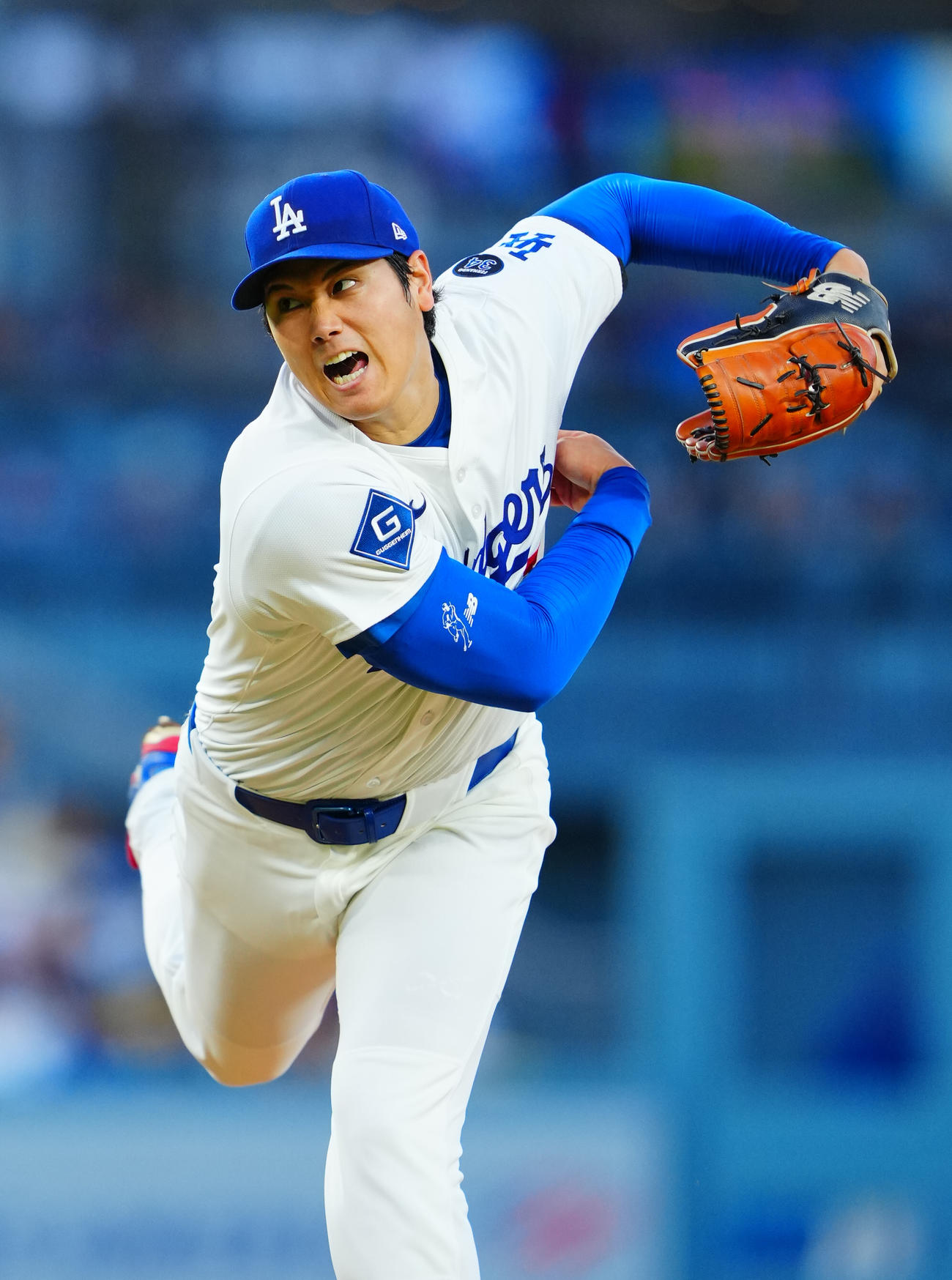ドジャース対ツインズ　声を上げながら力投するドジャース先発の大谷（撮影・垰建太）