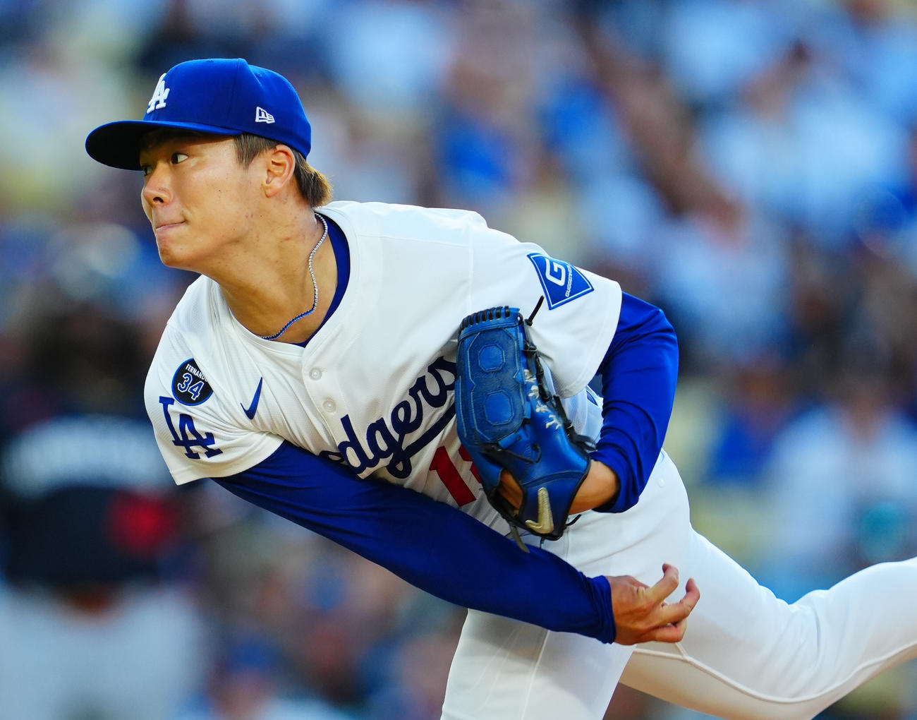 ドジャース対ツインズ　力投するドジャース先発の山本（撮影・垰建太）