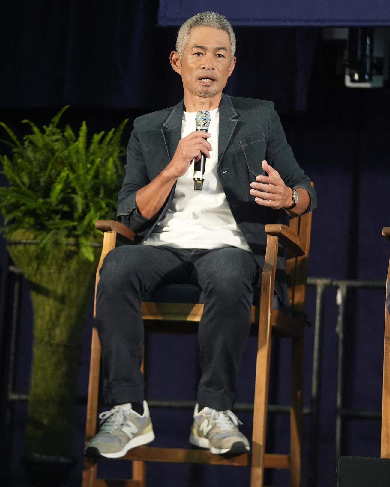 会見するイチロー氏（Imagn Images＝ロイター）