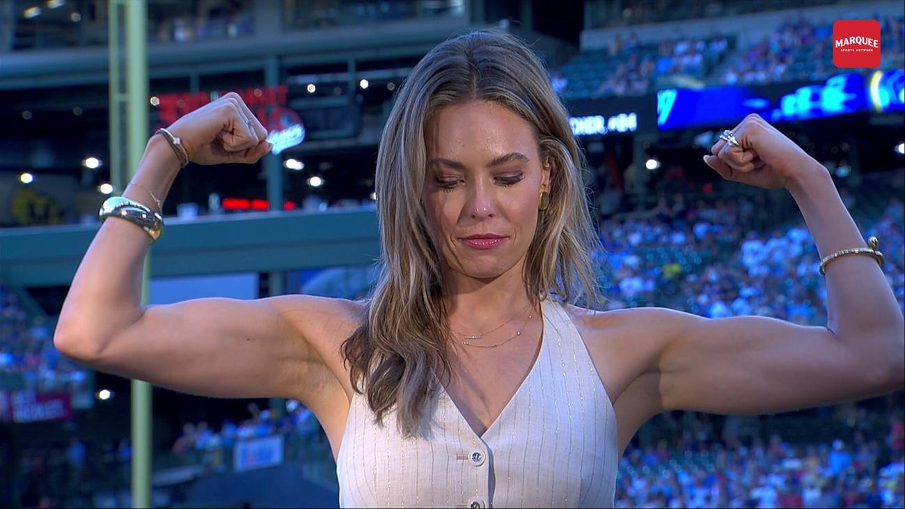 衝撃の肉体美を見せる（マーキースポーツ・ネットワークのXから）