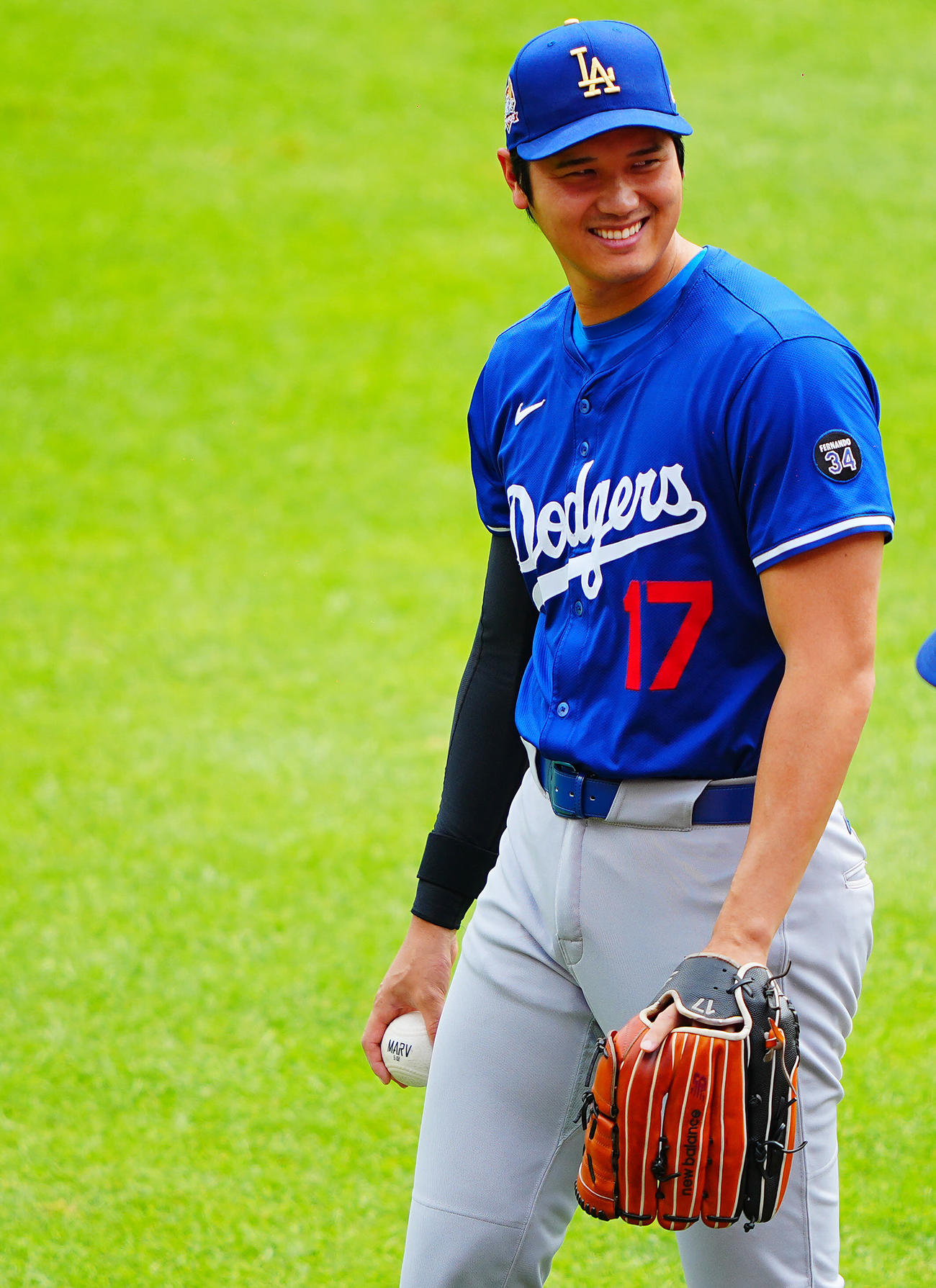 レッズ対ドジャース　試合前、笑顔を見せながら練習に臨むドジャース大谷（撮影・垰建太）