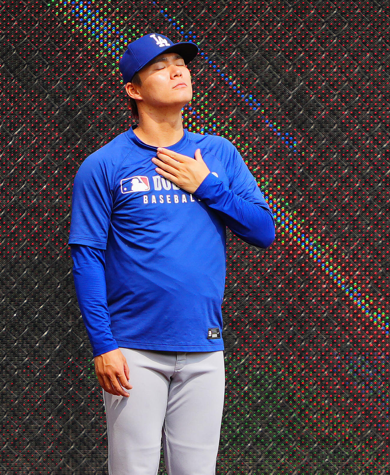 レッズ対ドジャース　試合前練習に臨むドジャース山本（撮影・垰建太）