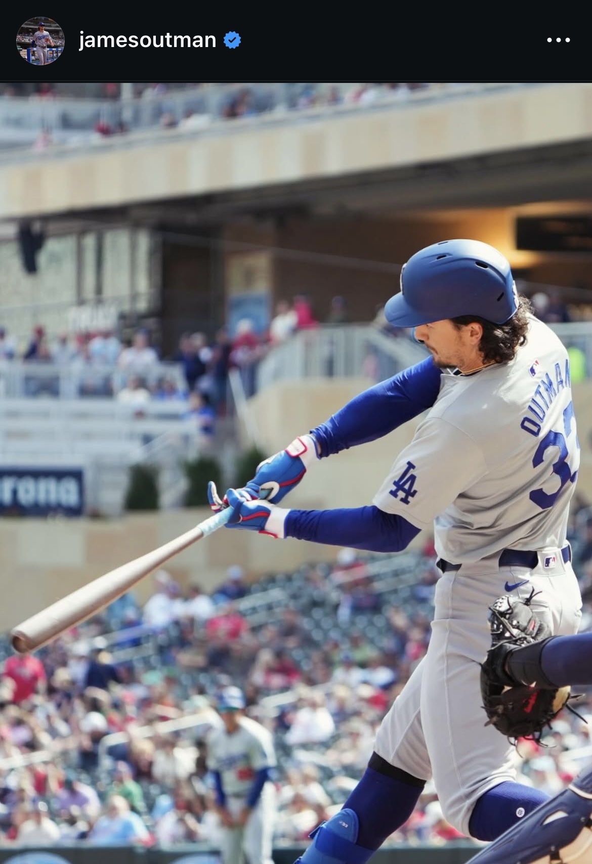 アウトマンのインスタグラムから