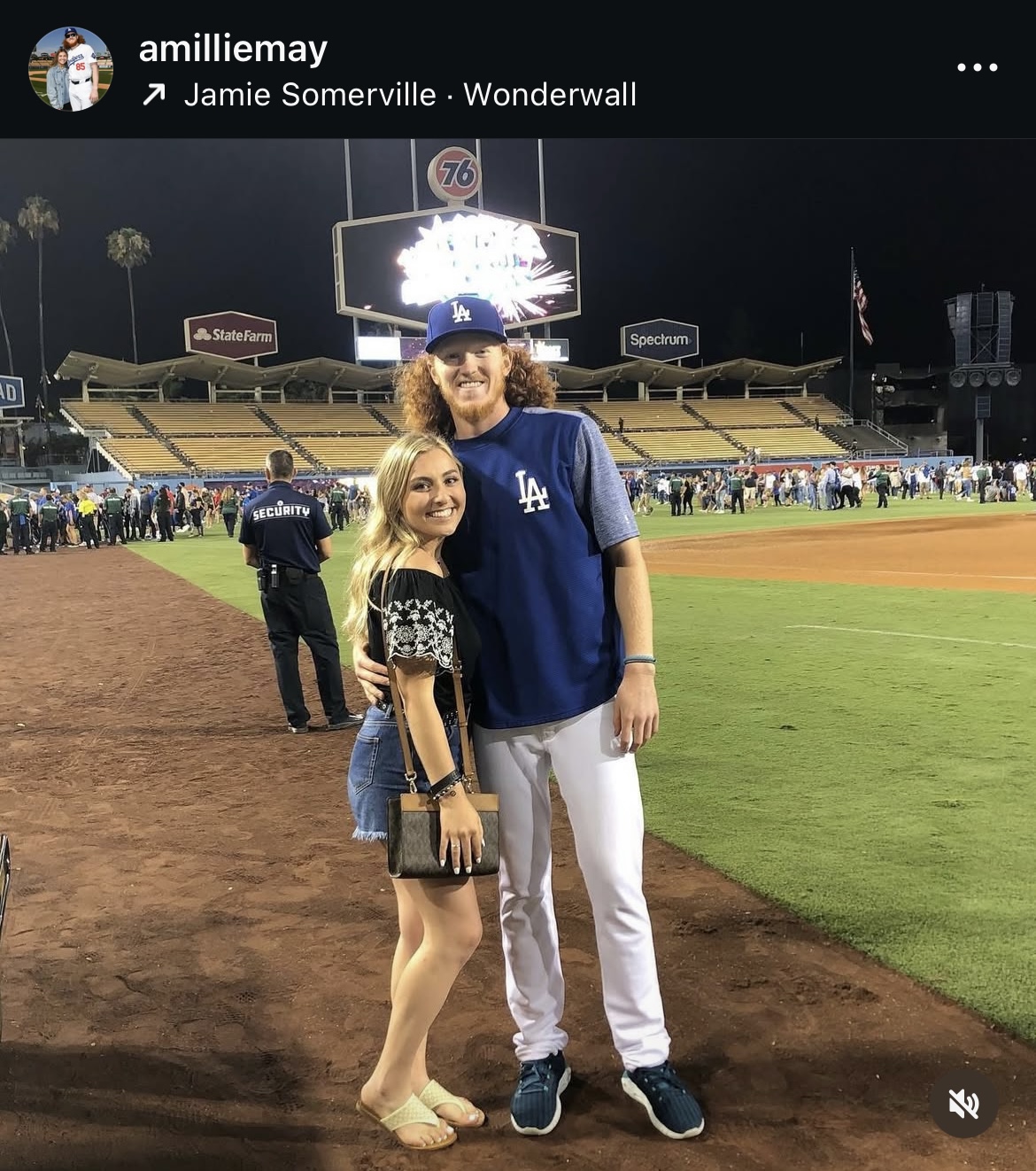 メイの妻ミリー夫人のインスタグラムから