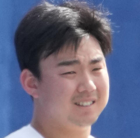 小笠原慎之介（2024年撮影）