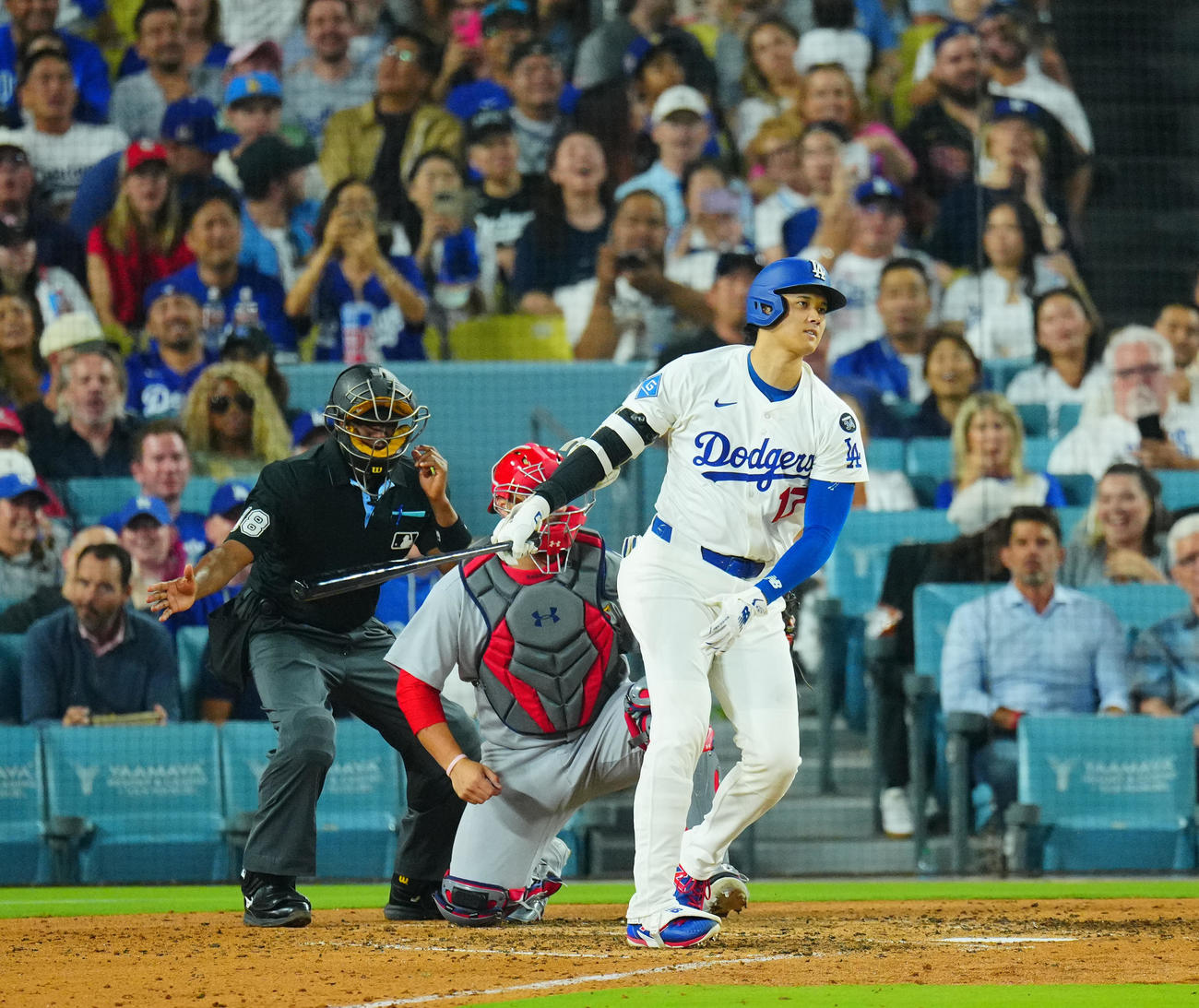 ドジャース対カージナルス　6回裏ドジャース1死、空振り三振に倒れる大谷（撮影・垰建太）