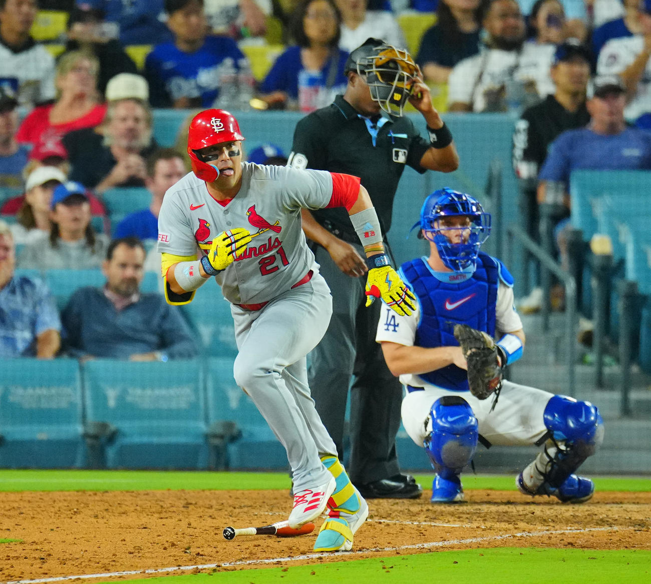 ドジャース対カージナルス　9回表カージナルス無死一塁、中前打を放つヌートバー（撮影・垰建太）