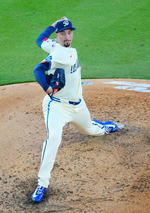 ドジャースが大谷翔平の豪快40号アーチなどで大勝 サイ・ヤング左腕