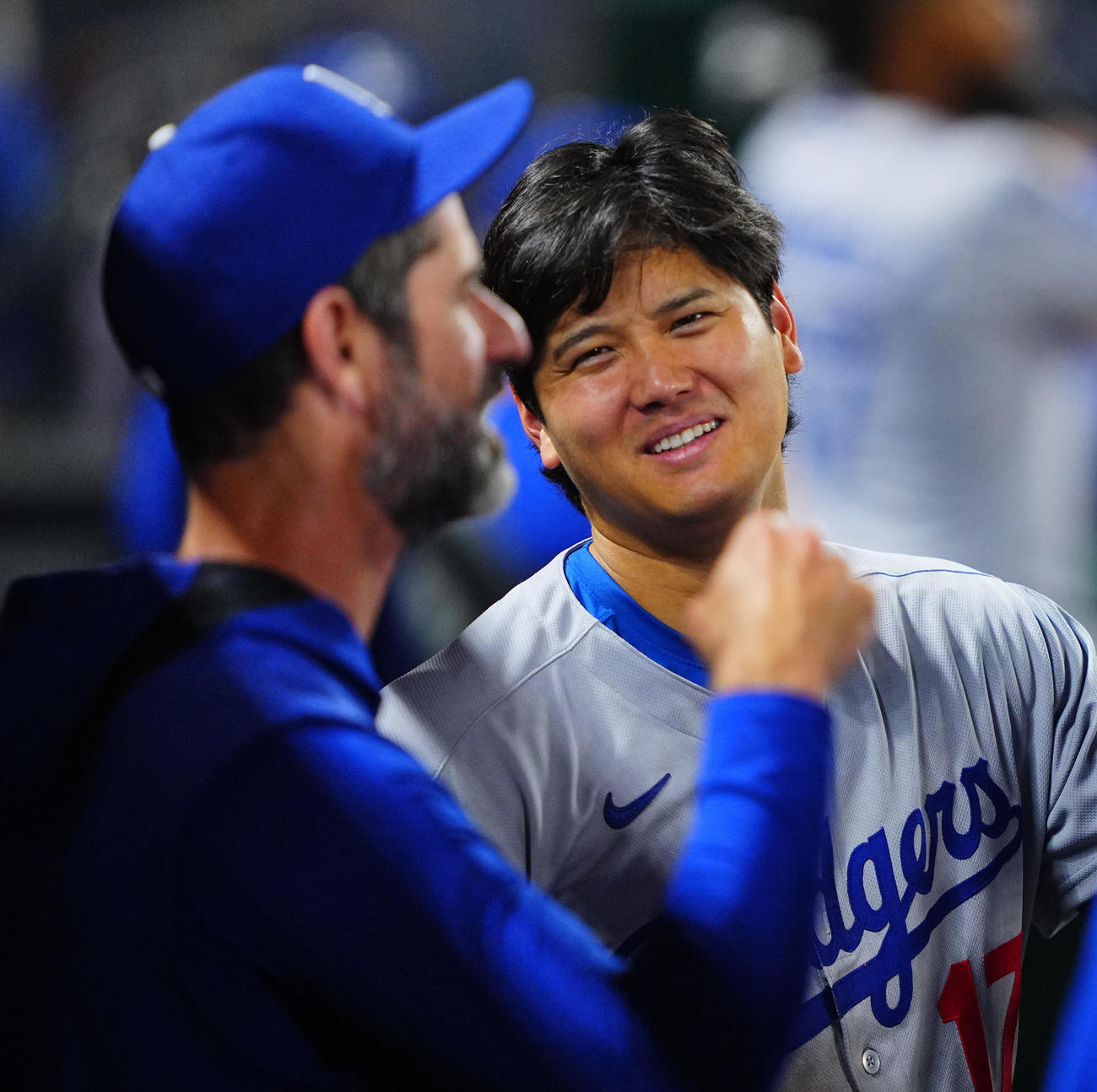 エンゼルス対ドジャース　6回表に三重殺に倒れたドジャース大谷はベンチで渋い表情（撮影・垰建太）