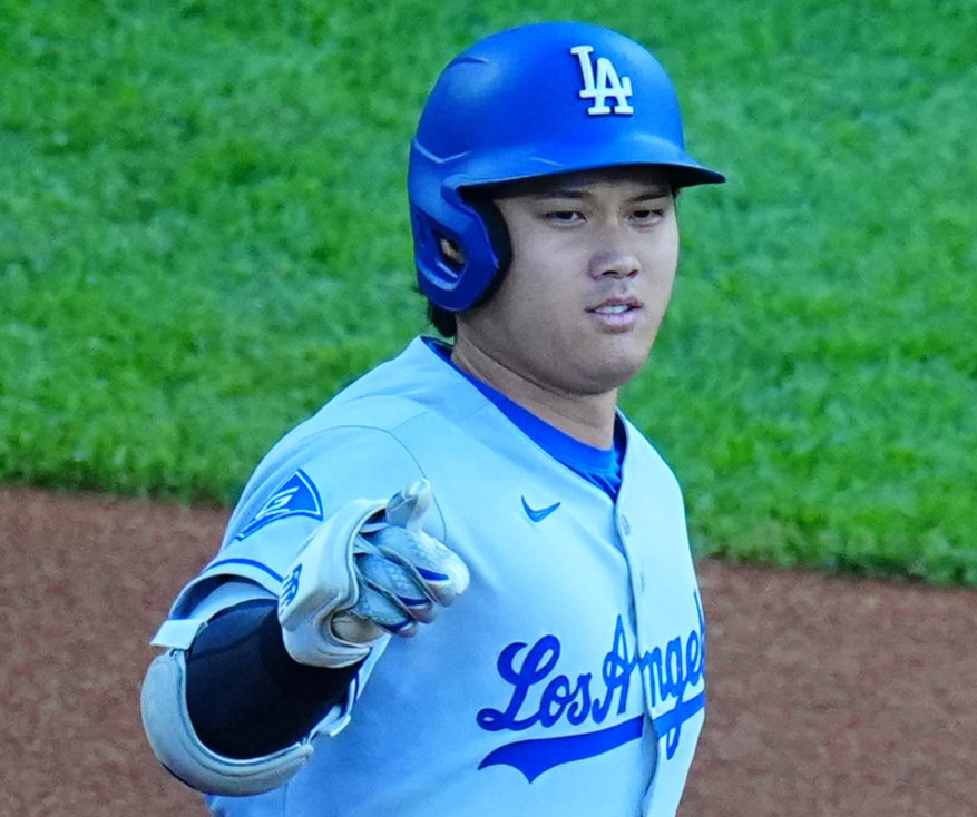 ロッキーズ対ドジャース　2回表ドジャース2死、ソロ本塁打を放つ大谷（撮影・垰建太）