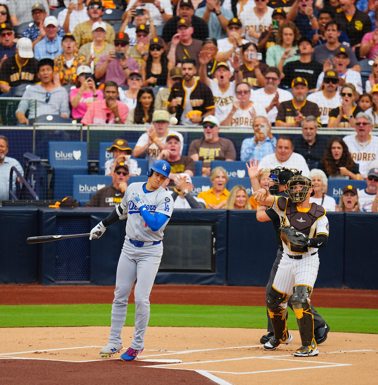 パドレス対ドジャース　1回表ドジャース無死、空振り三振に倒れる大谷（撮影・垰建太）