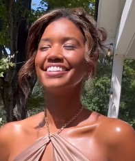キルステン・ワトソンさんのインスタグラムから