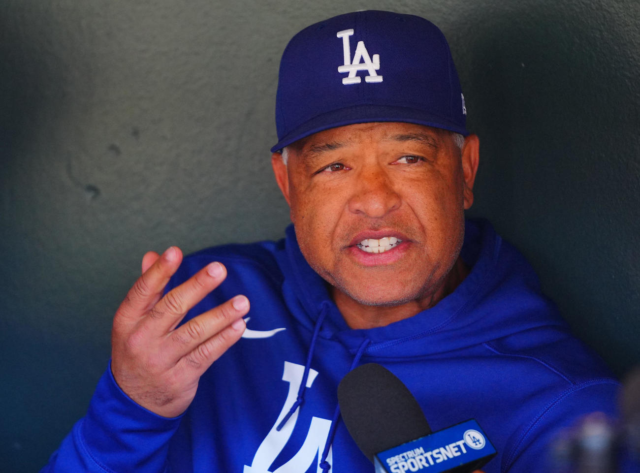 ドジャースのロバーツ監督（8月21日撮影・垰建太）