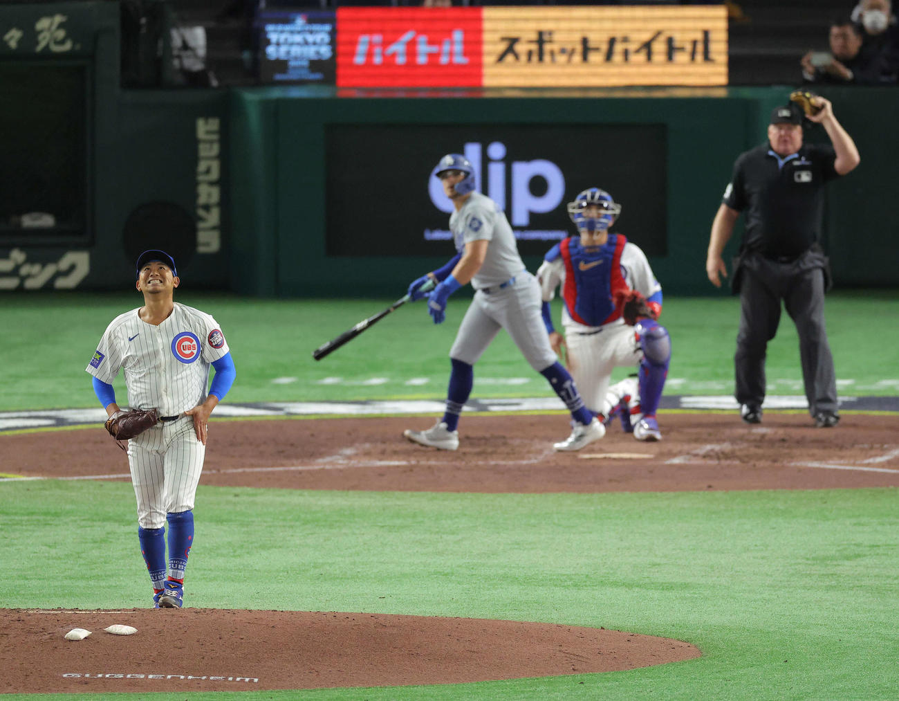 カブス対ドジャース　4回表1死一、二塁、K．ヘルナンデスを中飛に仕留める今永（2025年3月18日撮影）