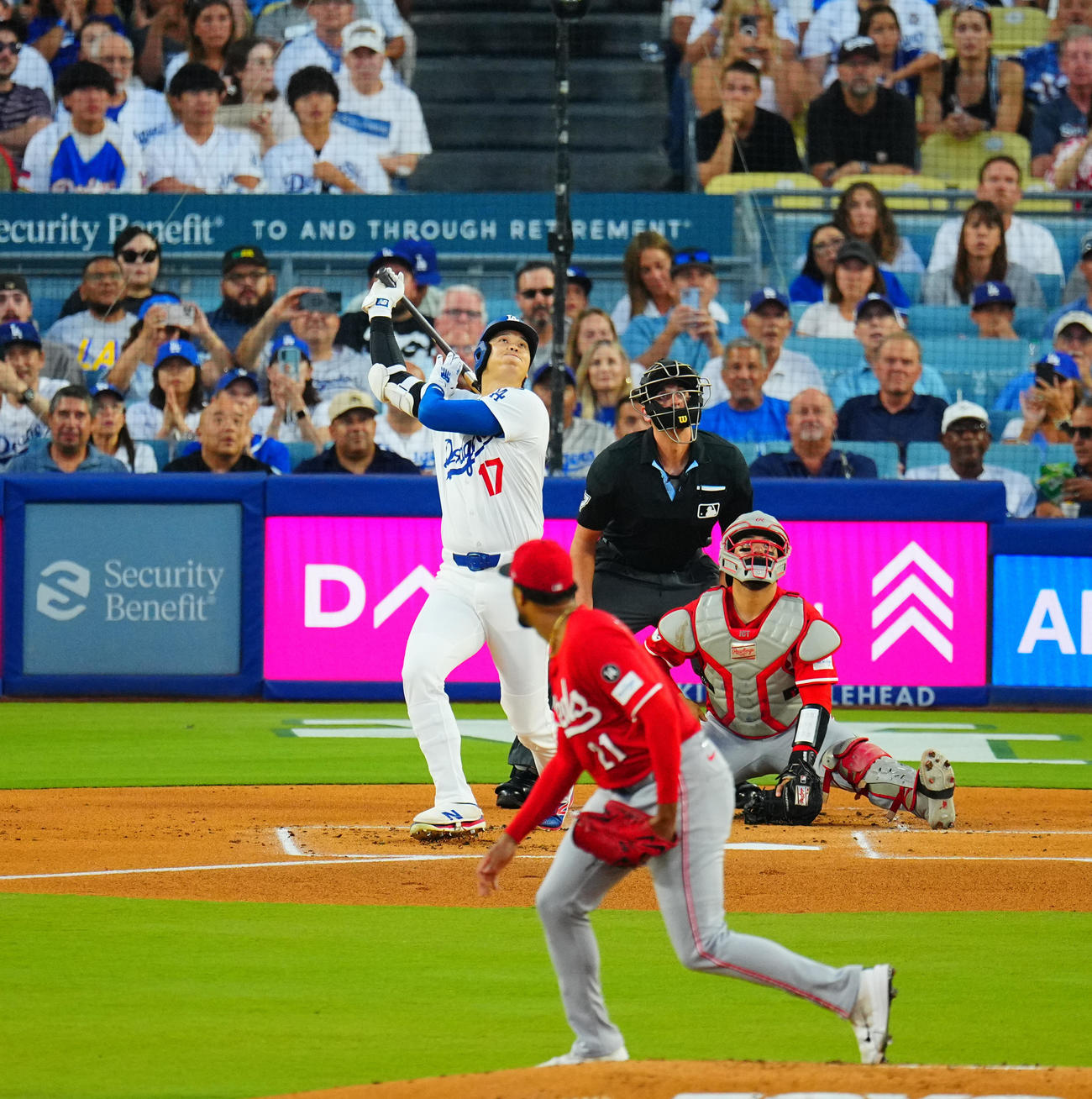 大谷翔平、メジャー屈指の剛腕に第1打席は三飛 162キロ以上連発後