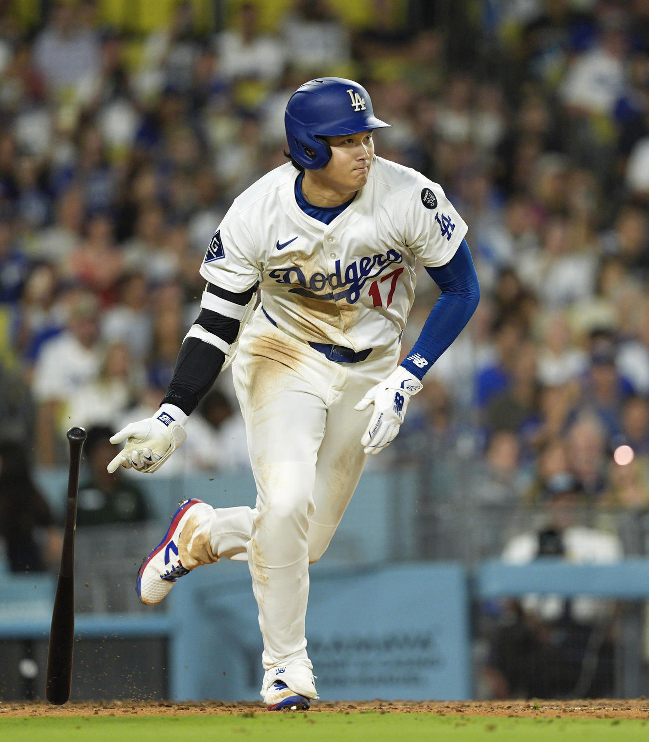 レッズ戦の6回、右前適時打を放つドジャース・大谷＝ロサンゼルス（共同）