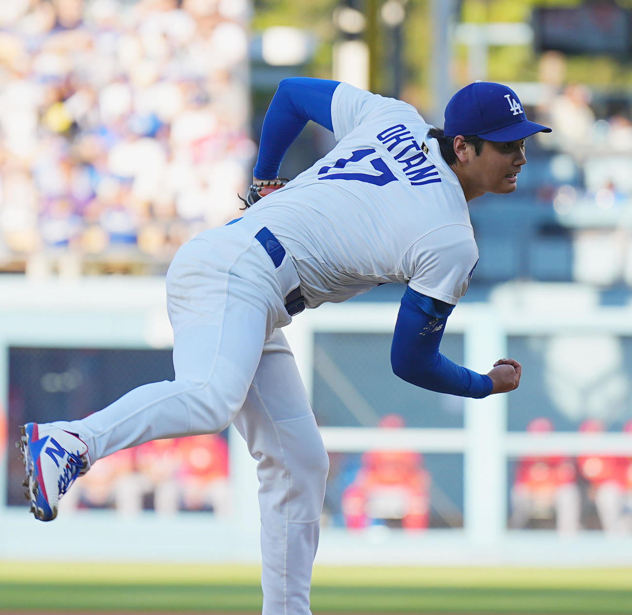 レッズ戦に1番DH兼投手で先発し5回2安打1失点に抑え、749日ぶりの白星を挙げた大谷（撮影・菅敏）