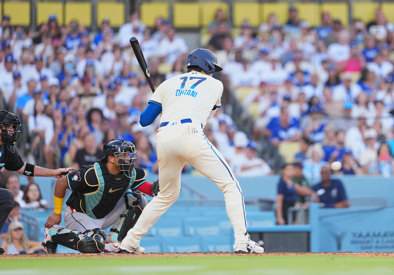 ドジャース対ダイヤモンドバックス　3回裏ドジャース1死、見逃しの三振倒れる大谷（撮影・菅敏）